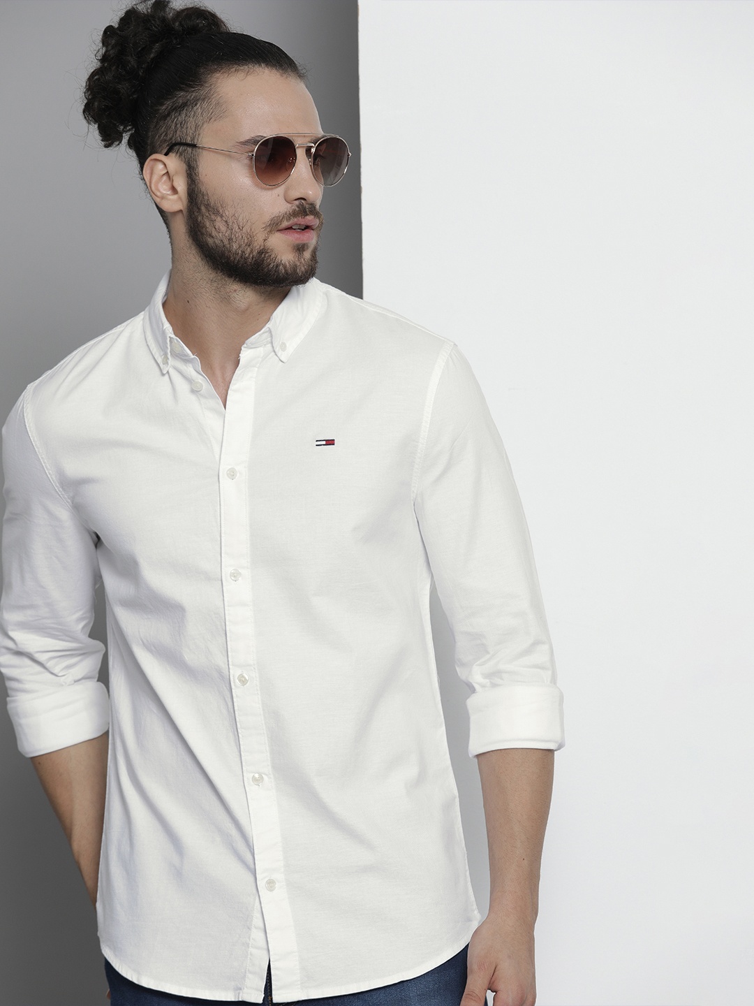 

Tommy Hilfiger Men White Slim Fit Casual Shirt