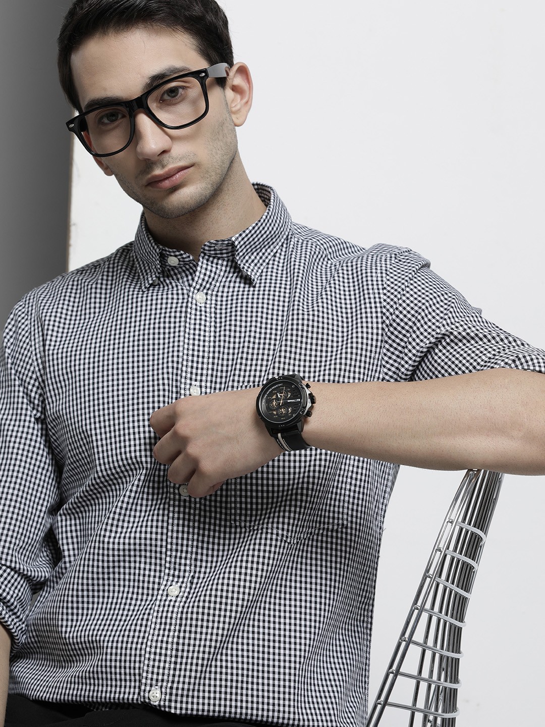 

Tommy Hilfiger Men White Slim Fit Gingham Checked Casual Shirt