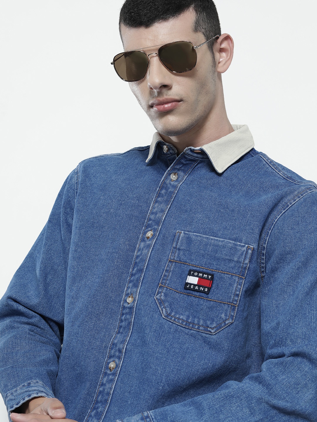 

Tommy Hilfiger Men Blue Relaxed Fit Opaque Denim Casual Shirt