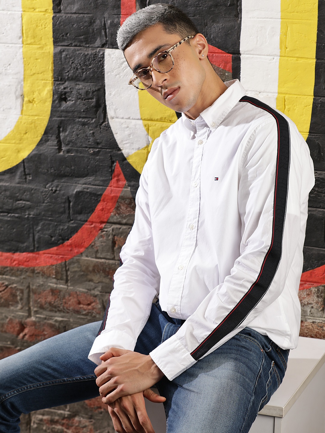 

Tommy Hilfiger Men White Opaque Casual Shirt with Side Taping