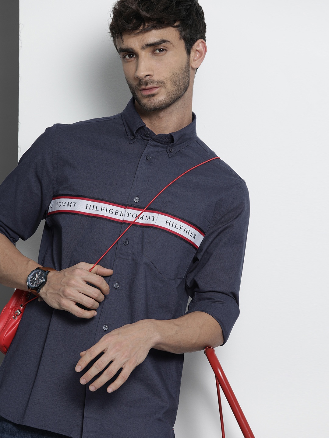 

Tommy Hilfiger Men Navy Blue & White Printed Casual Shirt