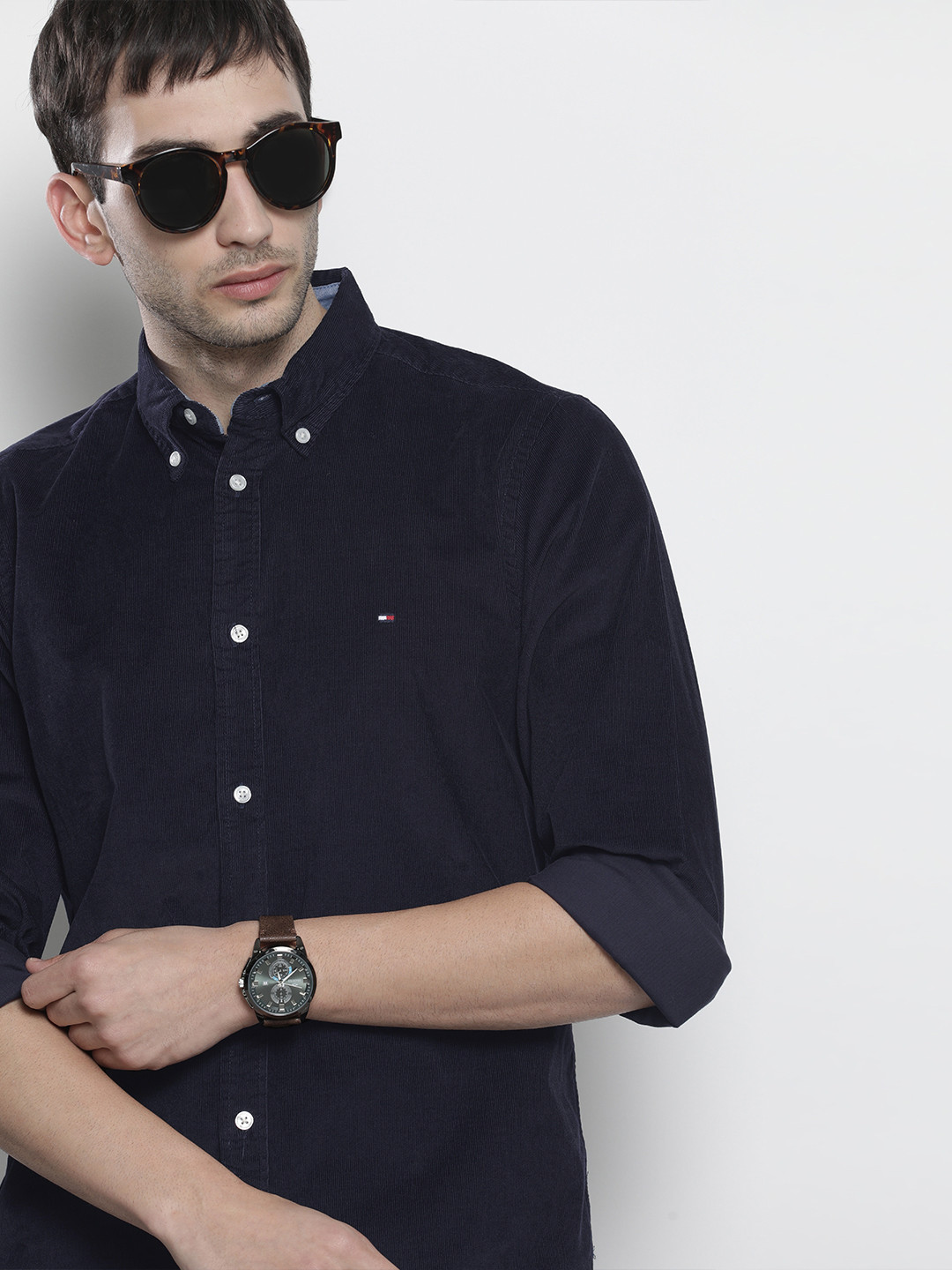 

Tommy Hilfiger Men Navy Blue Solid Casual Shirt