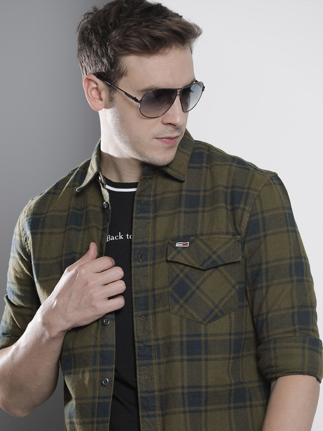 

Tommy Hilfiger Men Olive Green & Navy Organic Cotton Checked Casual Shirt