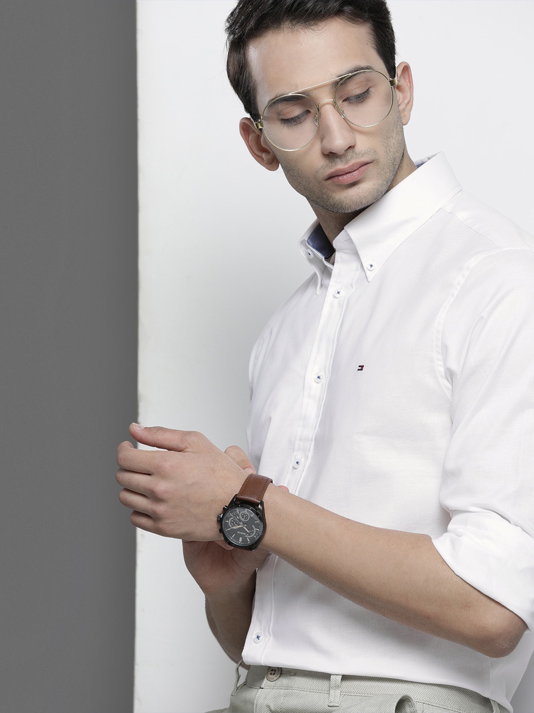 

Tommy Hilfiger Men White Slim Fit Casual Shirt