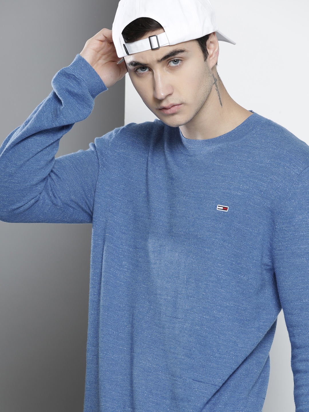 

Tommy Hilfiger Men Blue Solid Organic Cotton Pullover