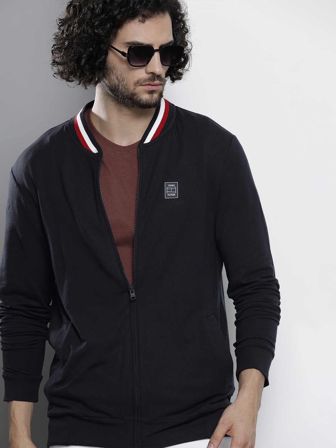 

Tommy Hilfiger Men Navy Blue Sweatshirt