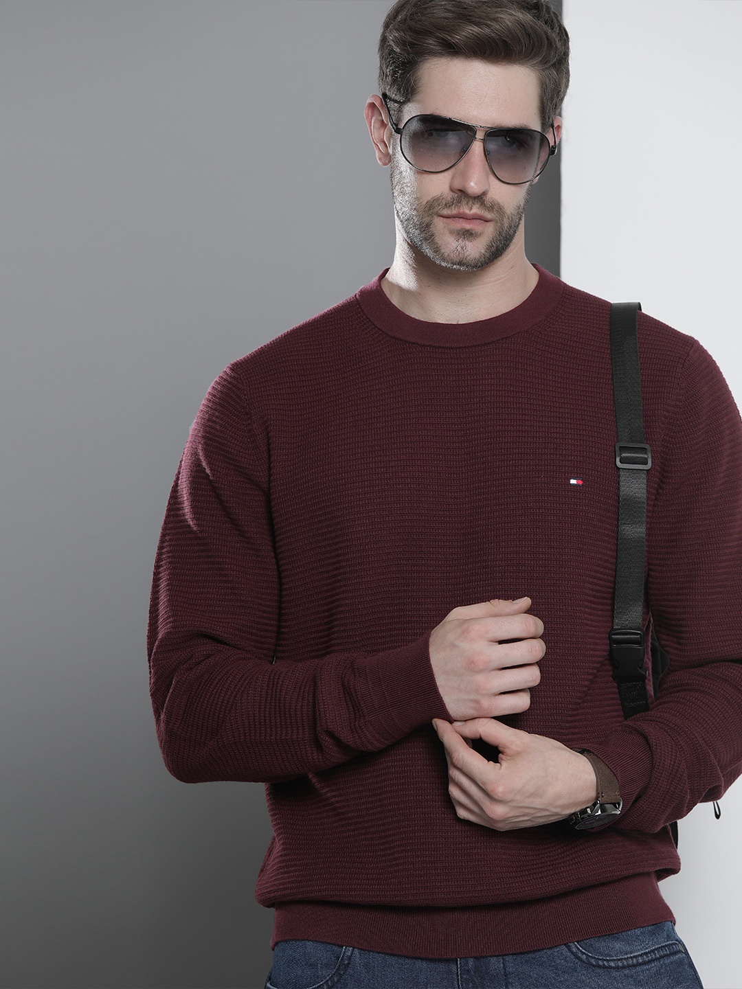 

Tommy Hilfiger Men Burgundy Organic Cotton Self-Design Sweater