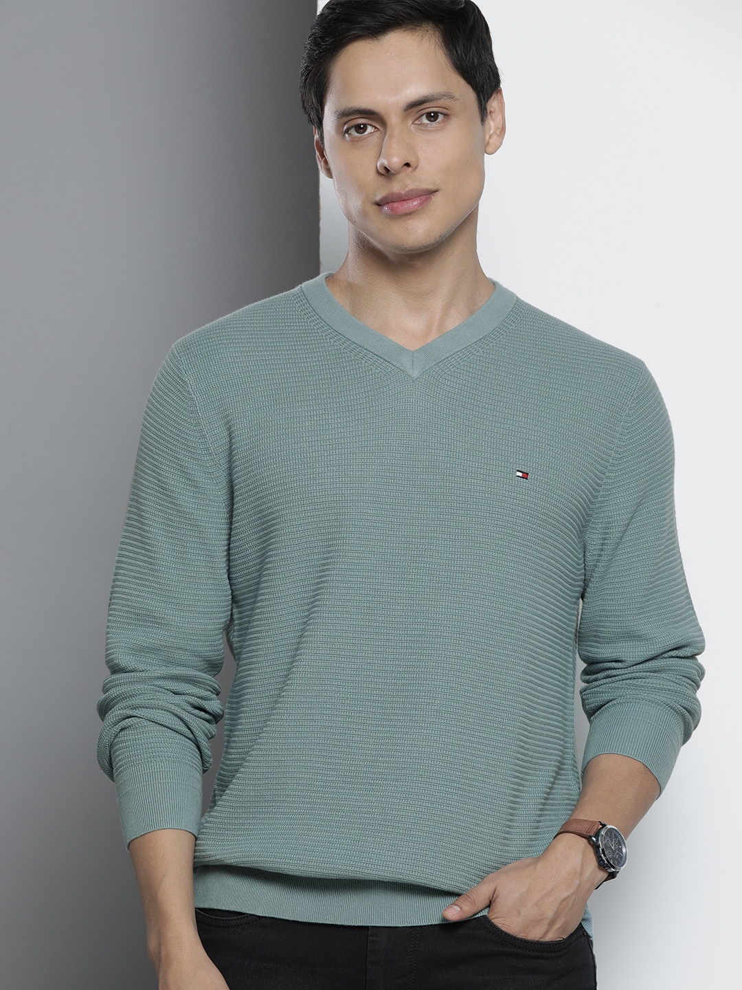 

Tommy Hilfiger Men Blue Self Knit Pullover