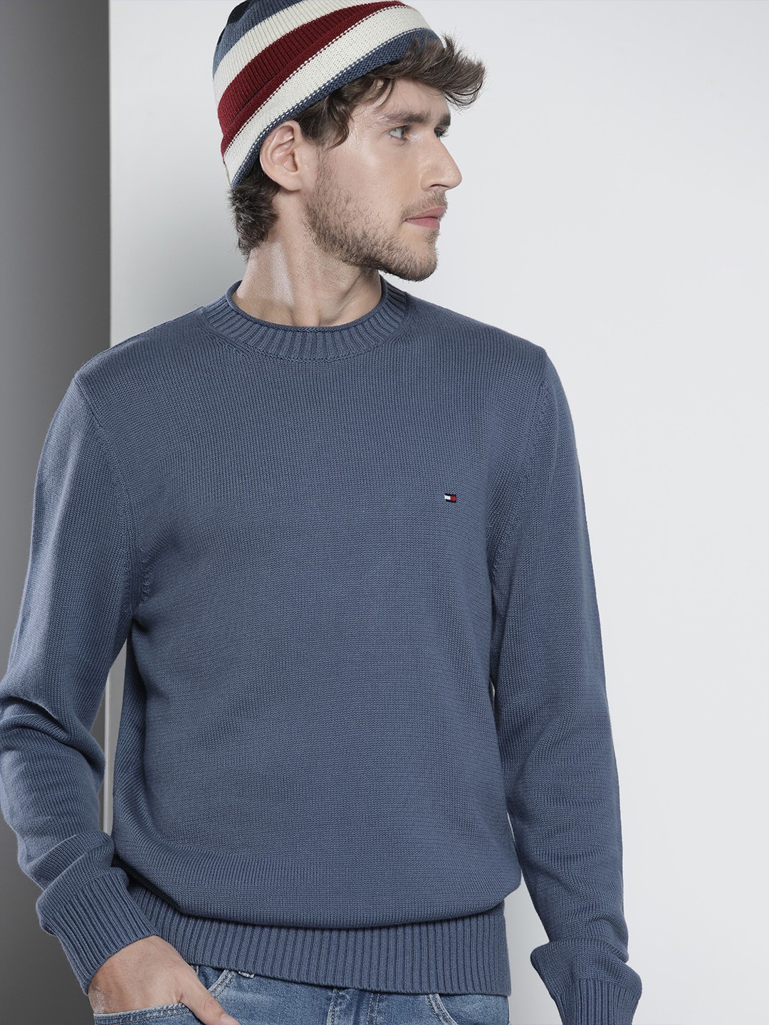

Tommy Hilfiger Men Blue Solid Full Sleeved Pullover