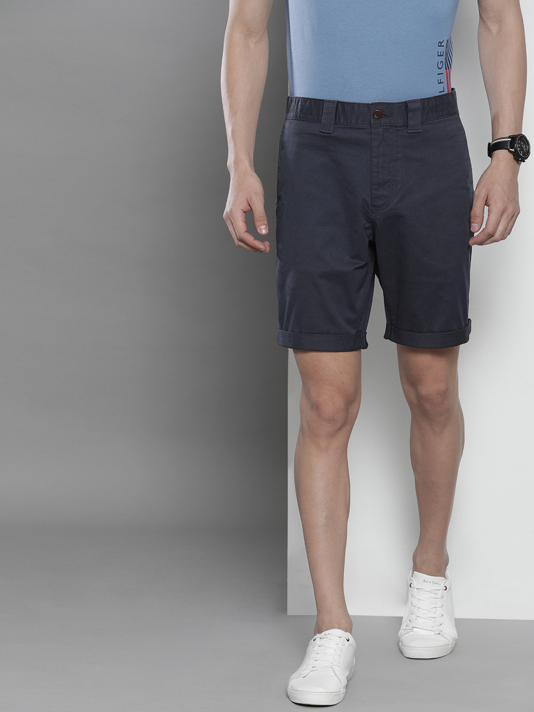 

Tommy Hilfiger Men Navy Blue Scanton Slim Fit Mid-Rise Chino Shorts