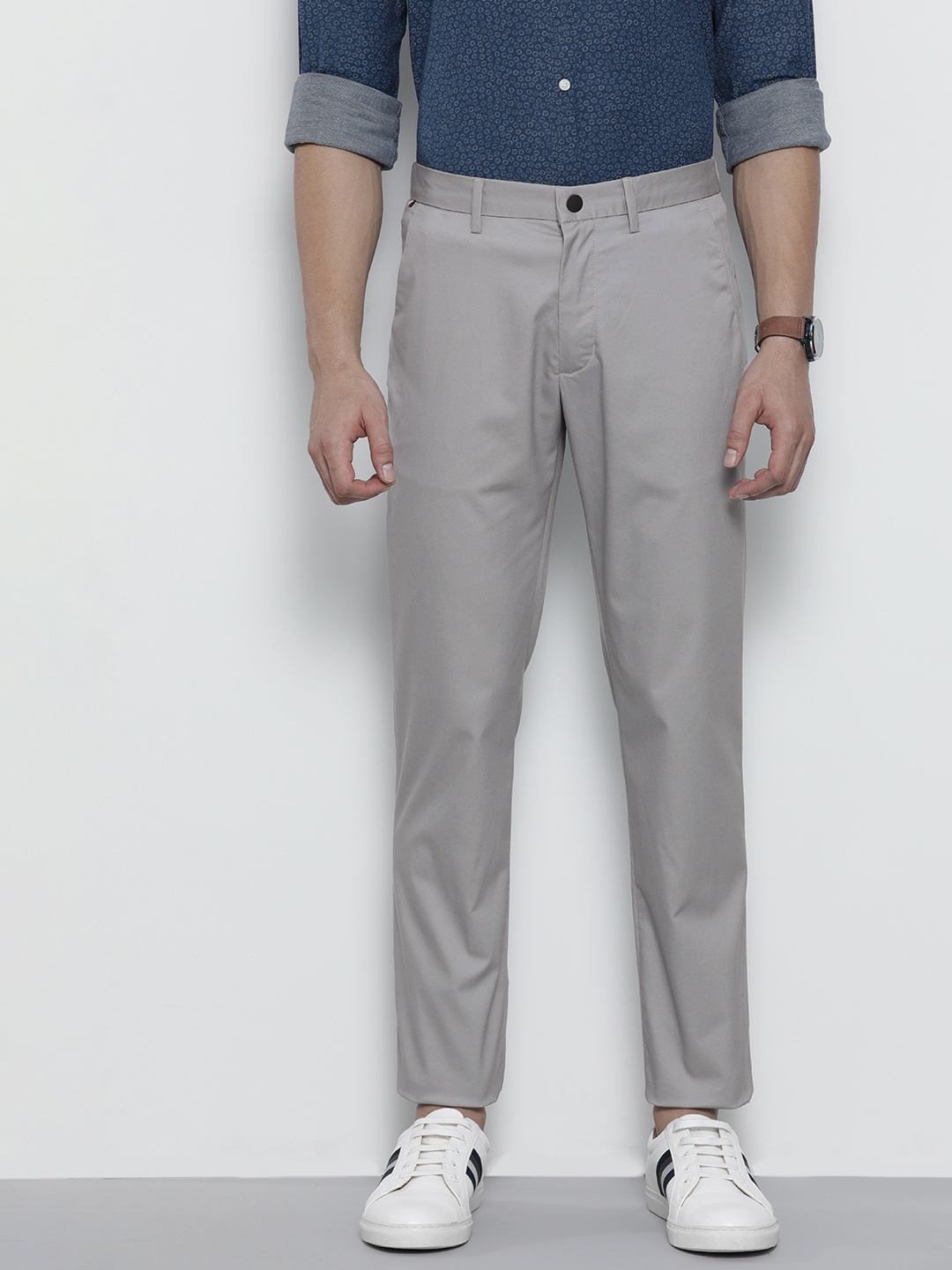 

Tommy Hilfiger Men Grey Trousers