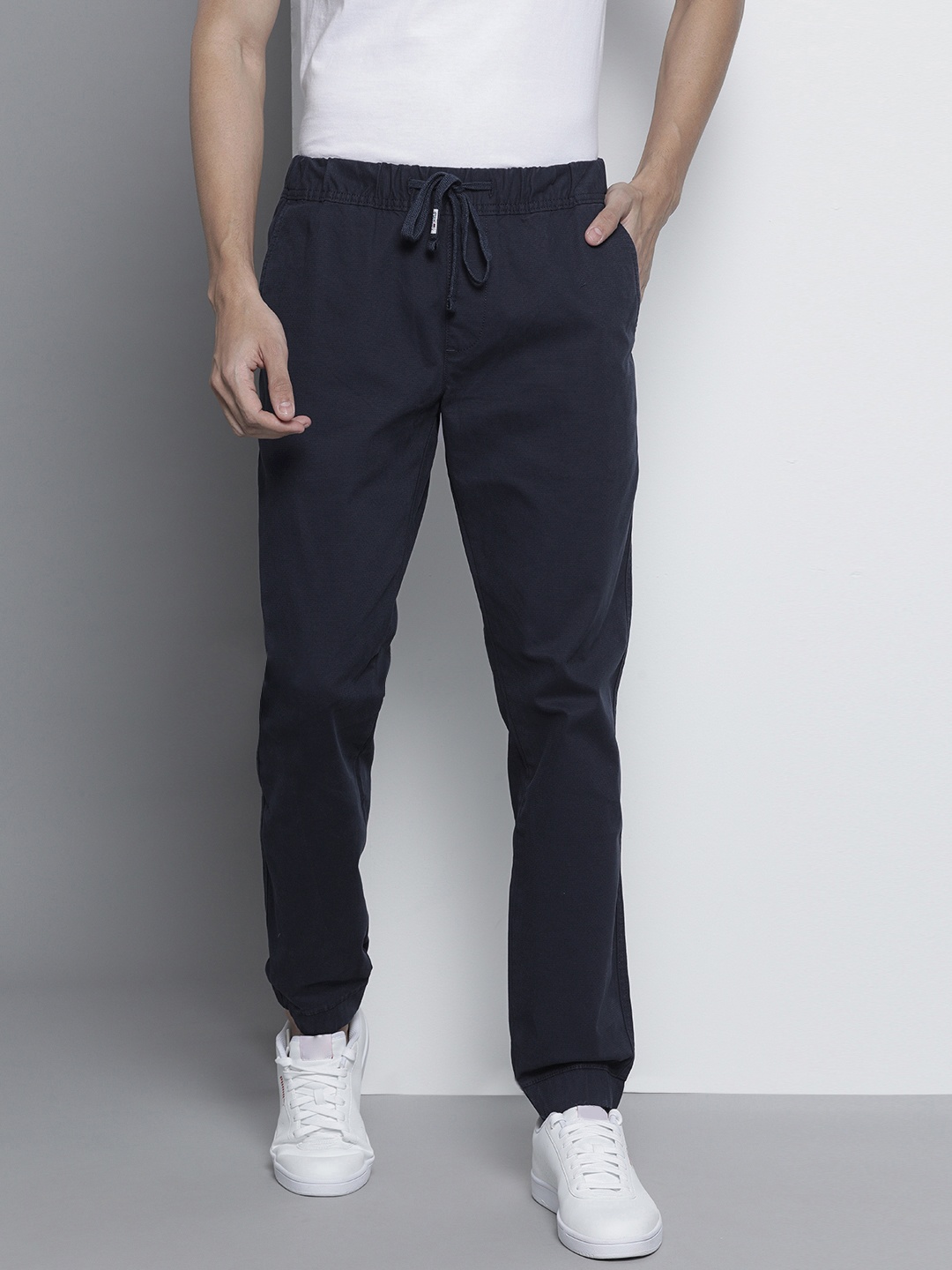 

Tommy Hilfiger Men Navy Blue Slim Fit SCANTON DOBBY Joggers