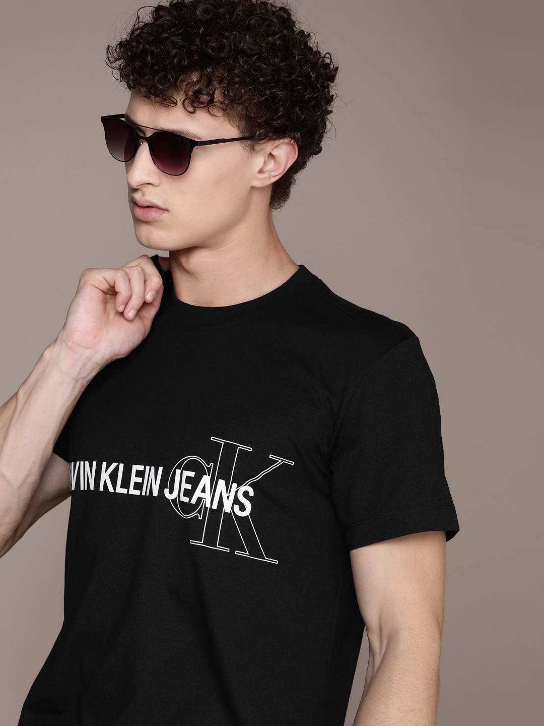 

Calvin Klein Jeans Men Black White Brand Logo Printed Pure Cotton T-shirt