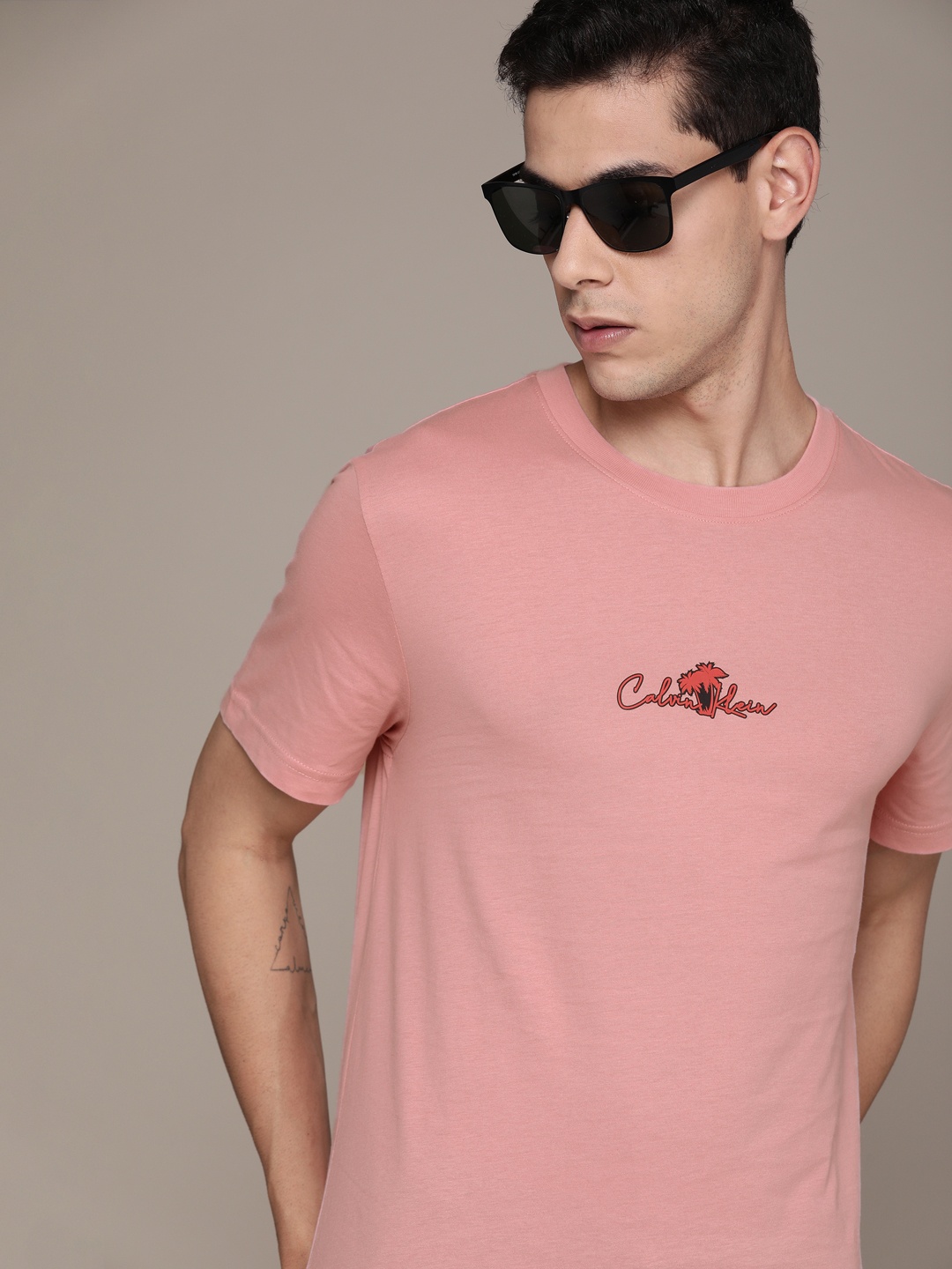 

Calvin Klein Jeans Men Pink Brand Logo Printed T-shirt