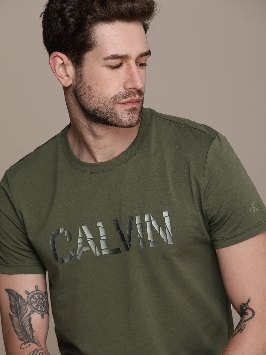 

Calvin Klein Jeans Men Green Printed Slim Fit T-shirt