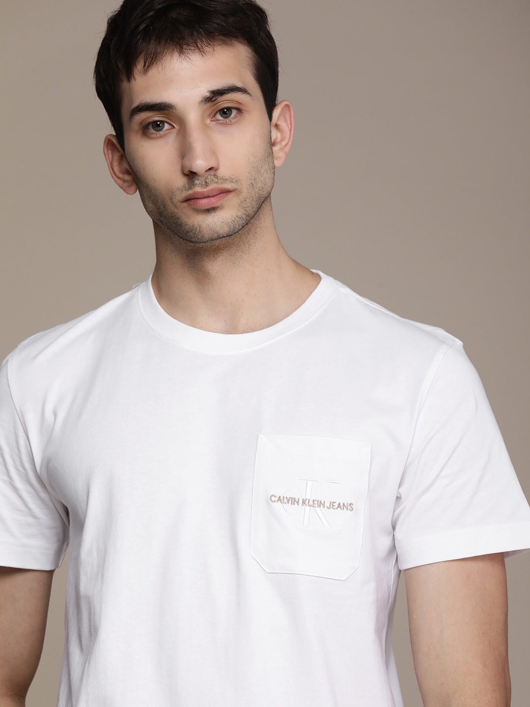 

Calvin Klein Jeans Men White Organic Cotton T-shirt with Pocket