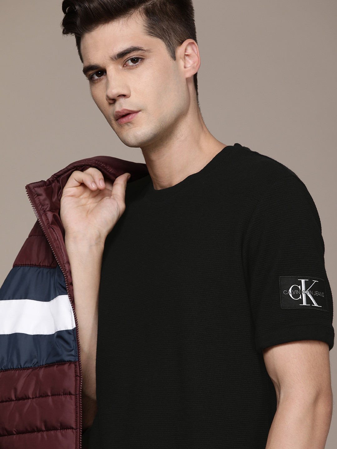 

Calvin Klein Jeans Men Black Slim Fit Pure Cotton T-shirt