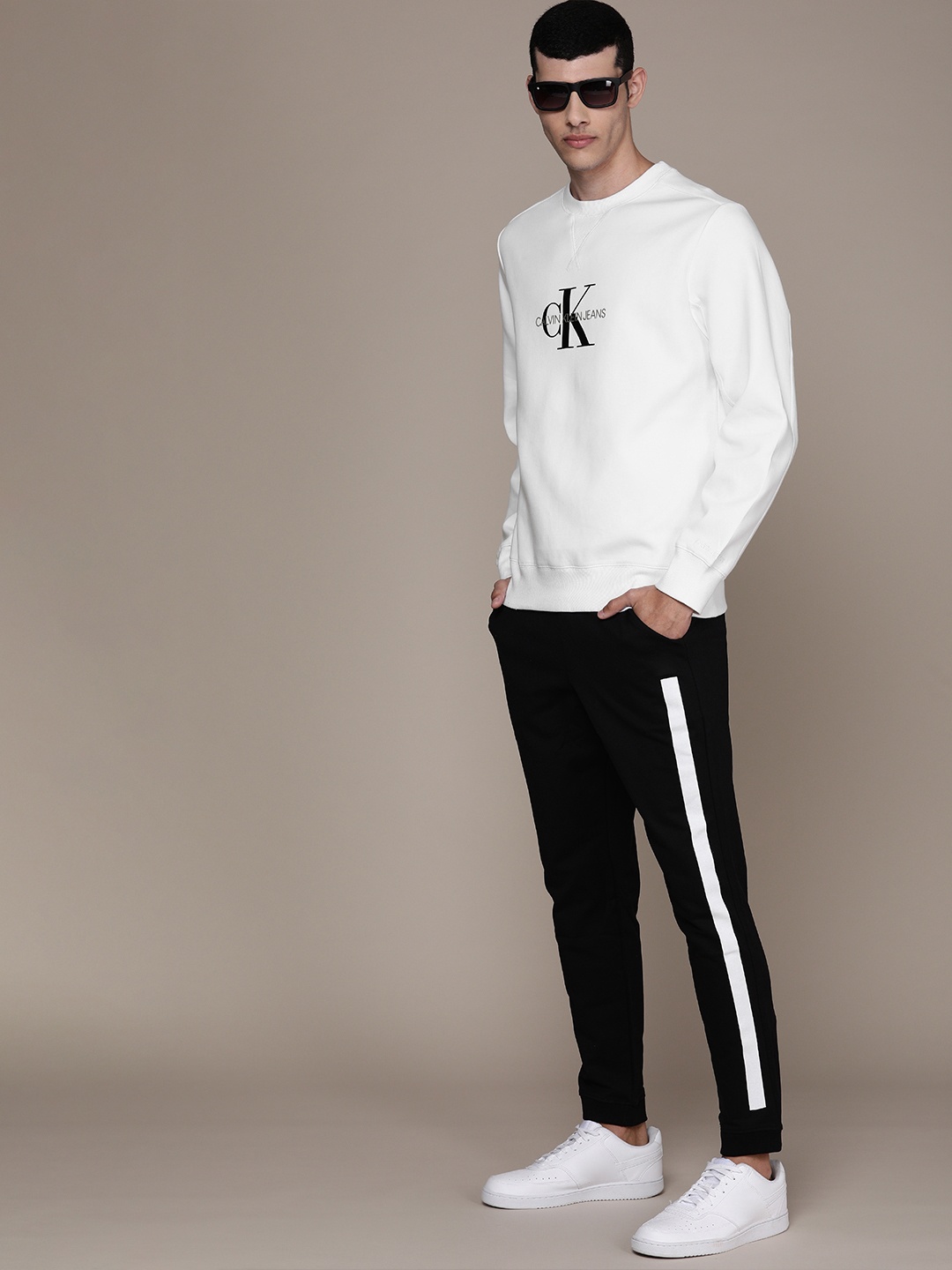 

Calvin Klein Jeans Men White Printed Sweatshirt