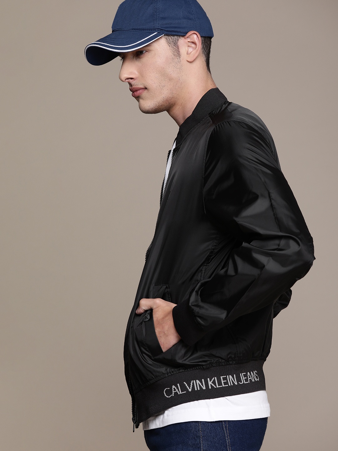 

Calvin Klein Jeans Men Black Brand Logo A- PACKABLE Bomber Jacket