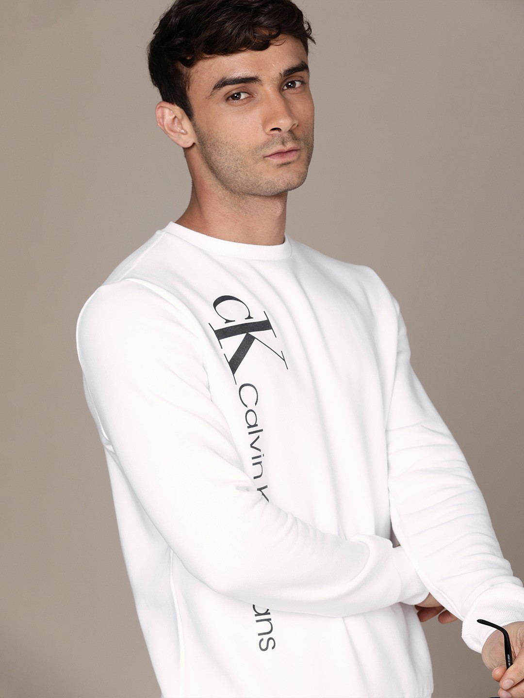 

Calvin Klein Jeans Men White Placement Printed Sweatshirt