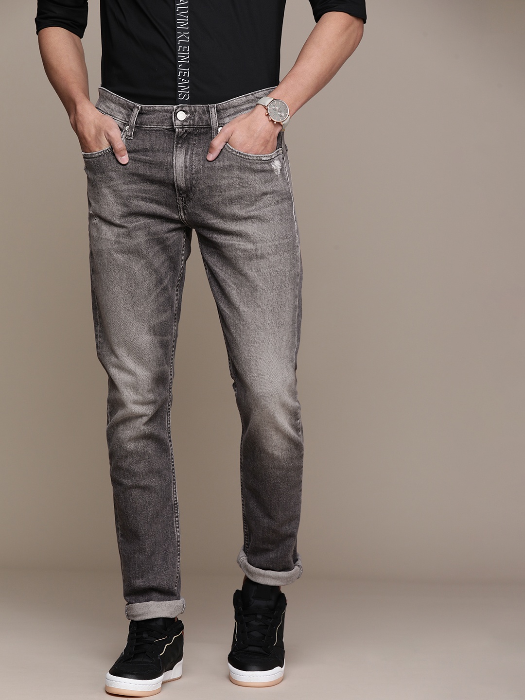 

Calvin Klein Jeans Men Grey Slim Fit Heavy Fade Stretchable Jeans