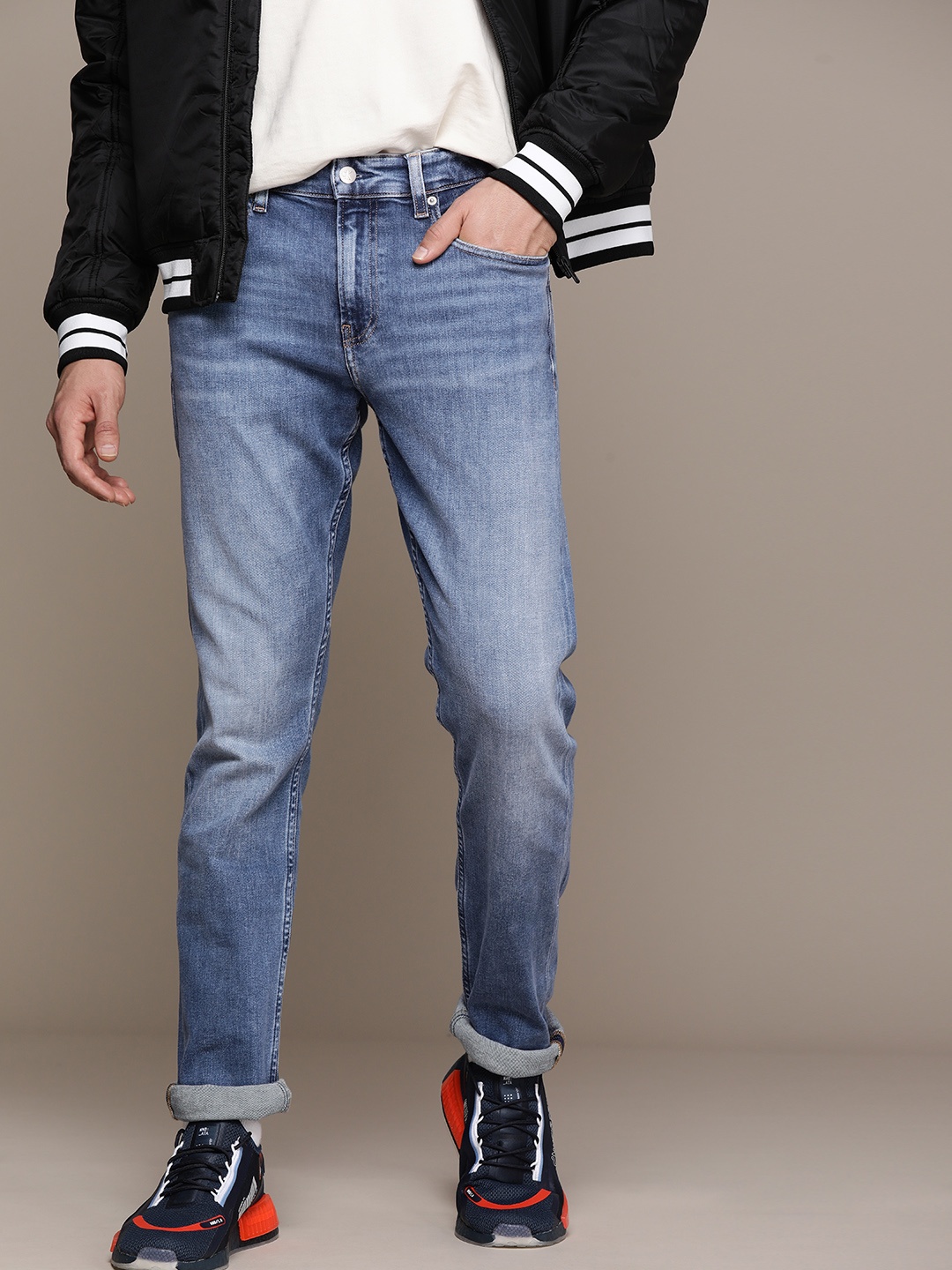 

Calvin Klein Jeans Men Blue Slim Fit Heavy Fade Stretchable Jeans
