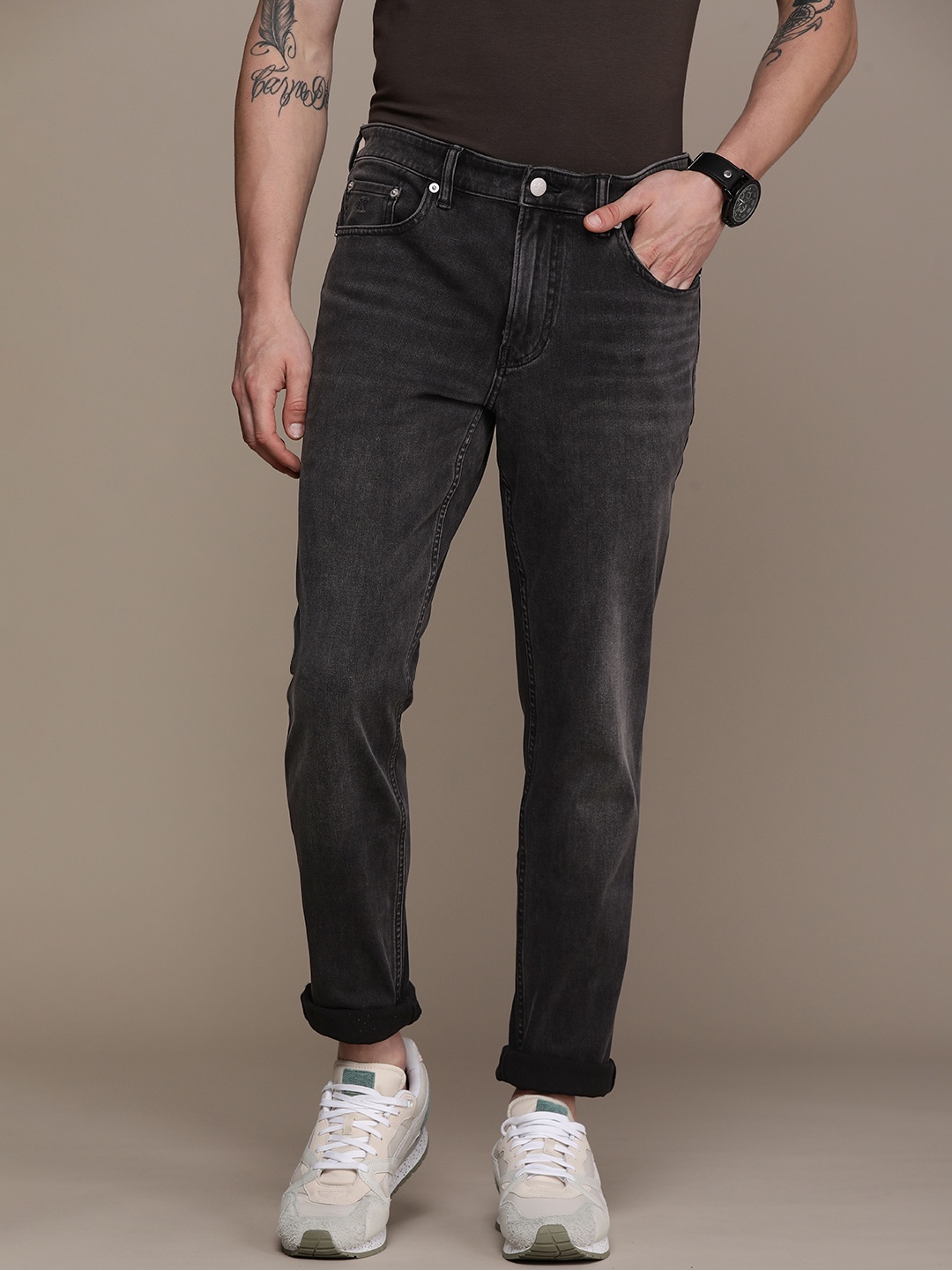 

Calvin Klein Jeans Men Black Body Skinny Fit Light Fade Stretchable Jeans