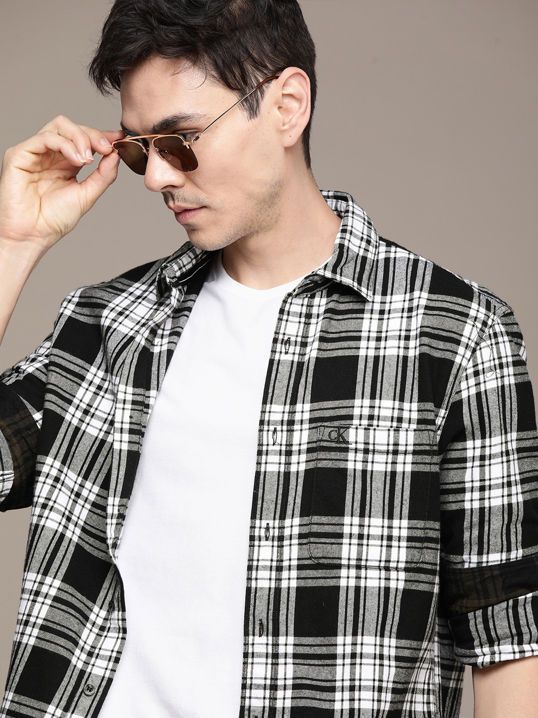 

Calvin Klein Jeans Men Black & White Checked Casual Shirt