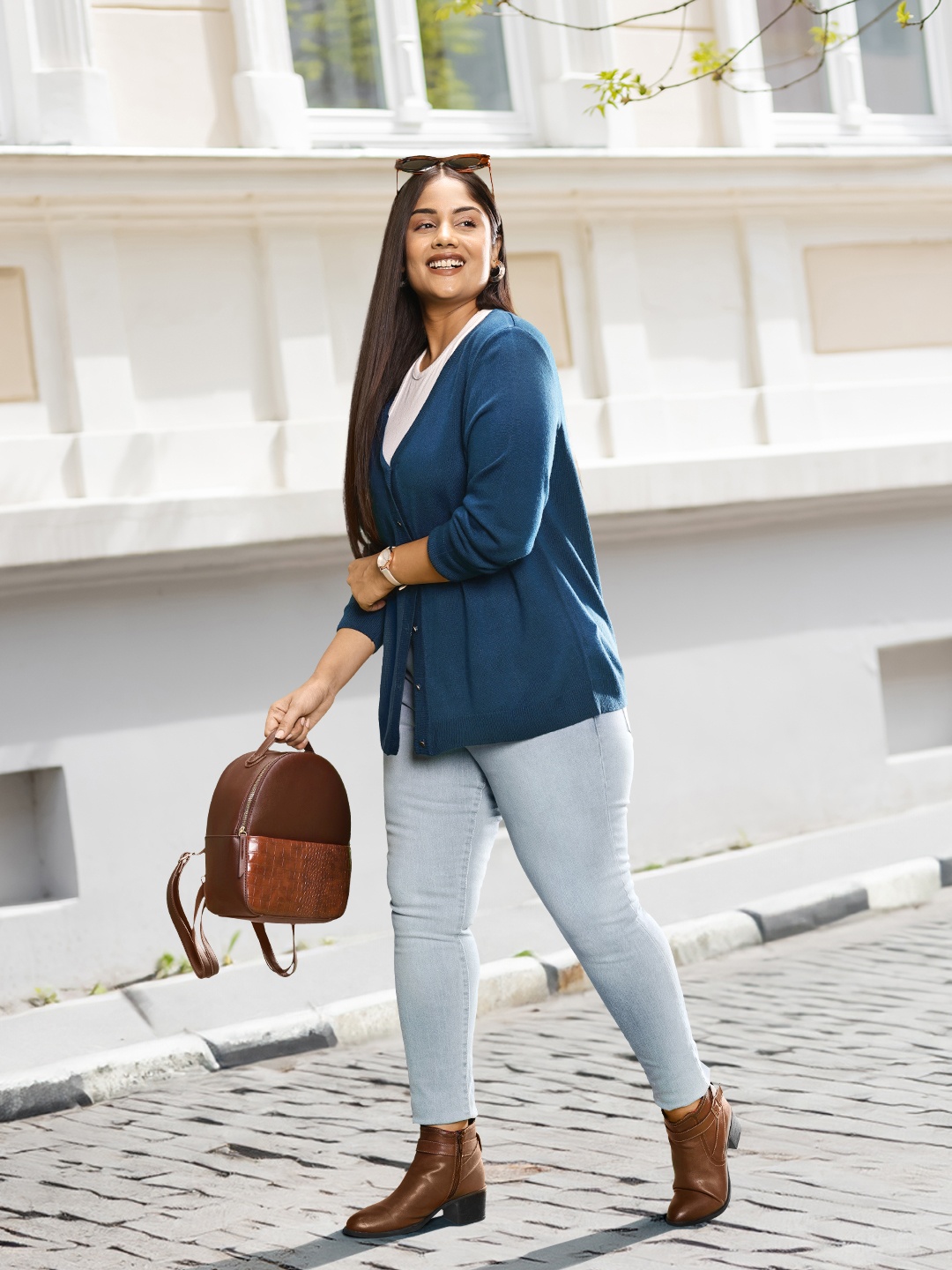 

Sztori Women Navy Blue Solid Plus Size Cardigan