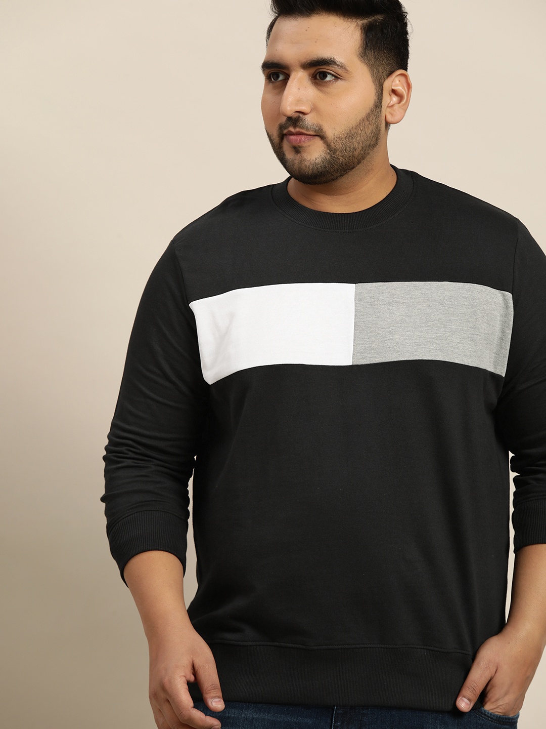 

Sztori Men Plus Size Black & White Pure Cotton Colourblocked Sweatshirt