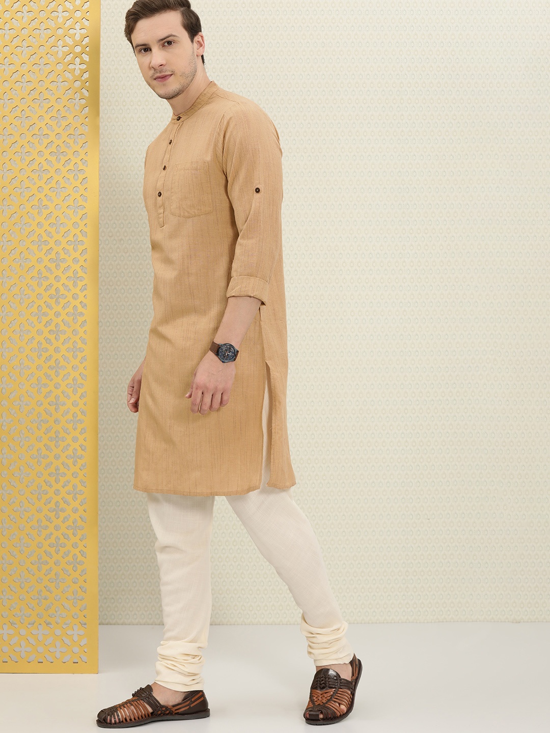 

House of Pataudi Men Beige Striped Kurta