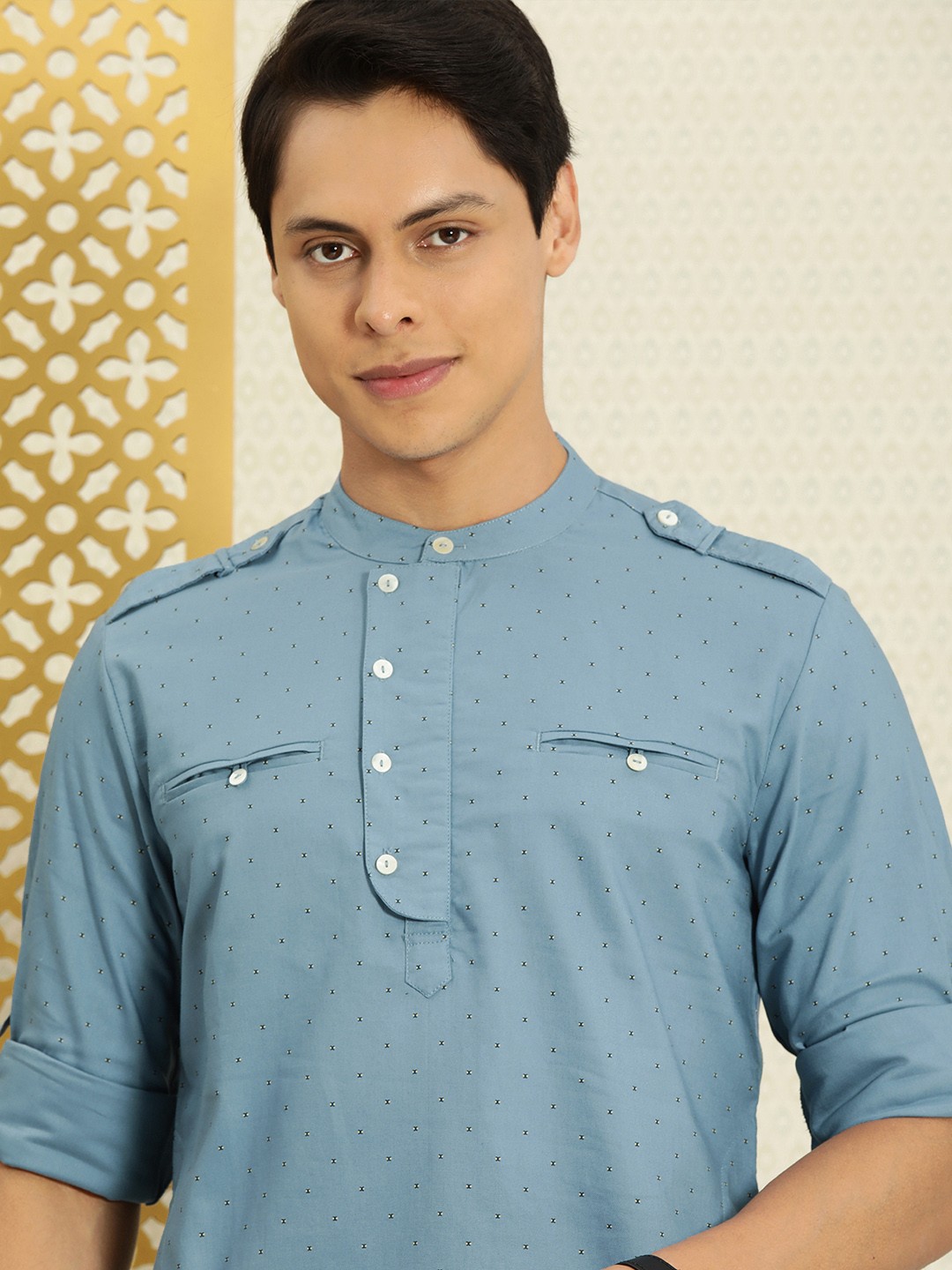 

House of Pataudi Men Blue Geometric Printed Kurta