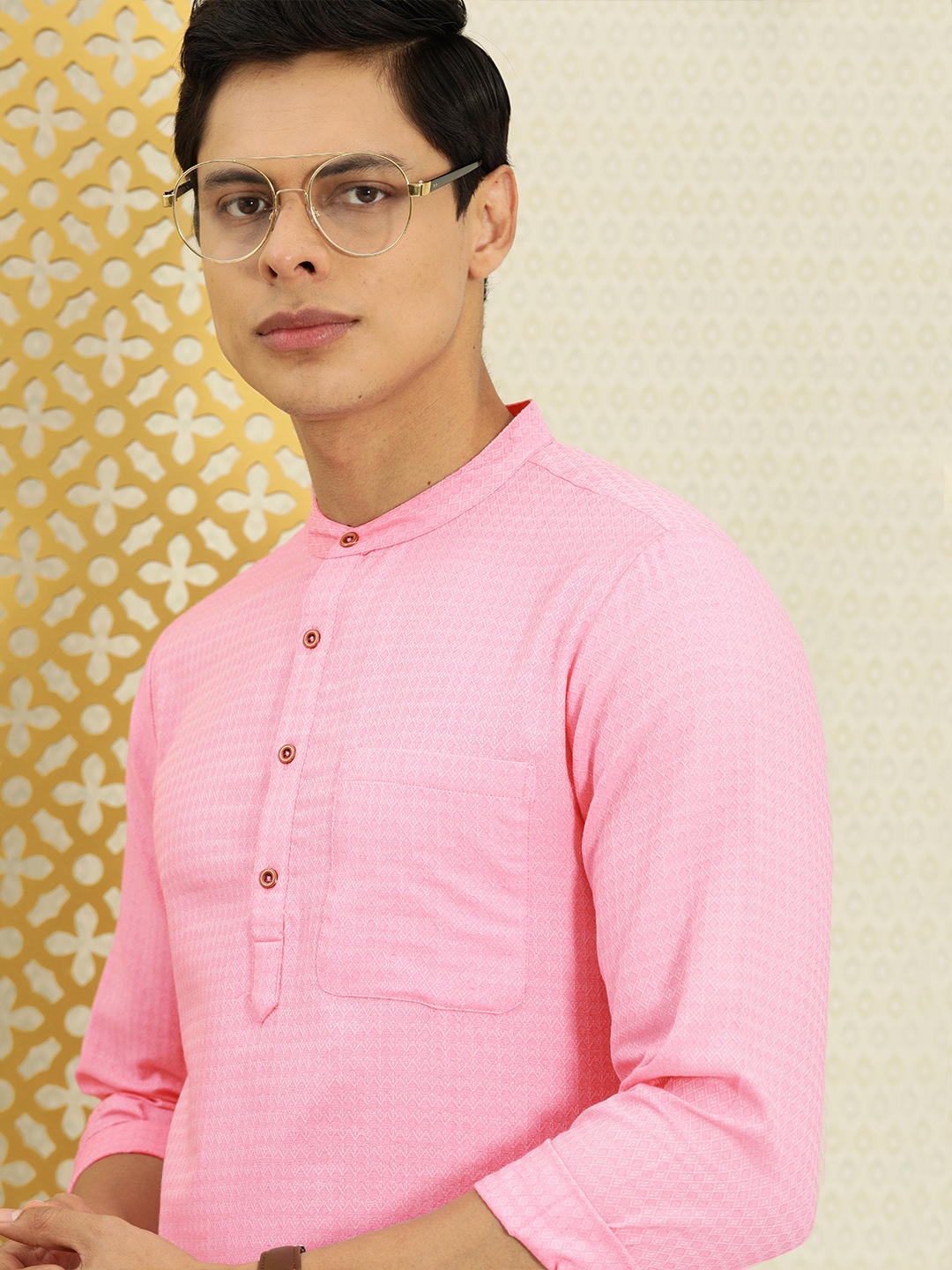 

House of Pataudi Men Pink Woven Design Kurta