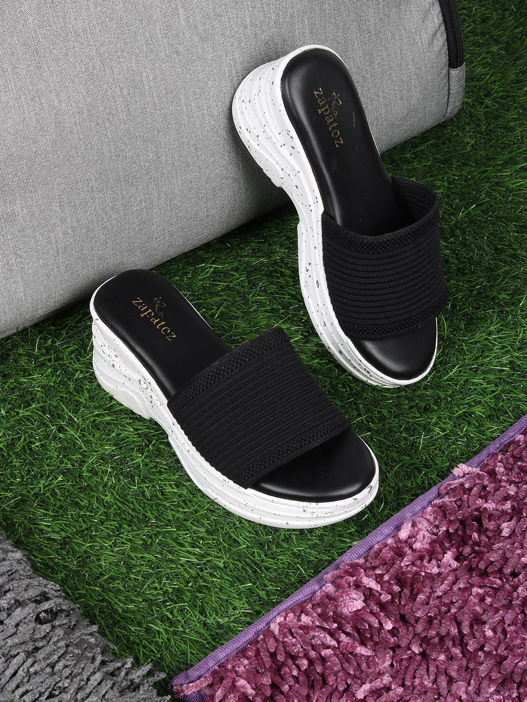 

ZAPATOZ Women Black Wedges