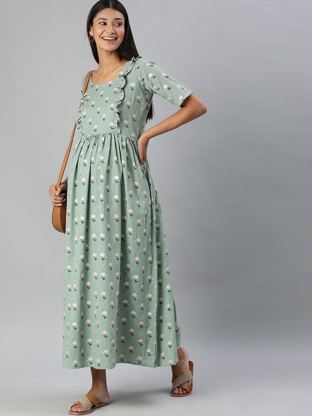 

Swishchick Blue Floral Maternity Maxi Dress