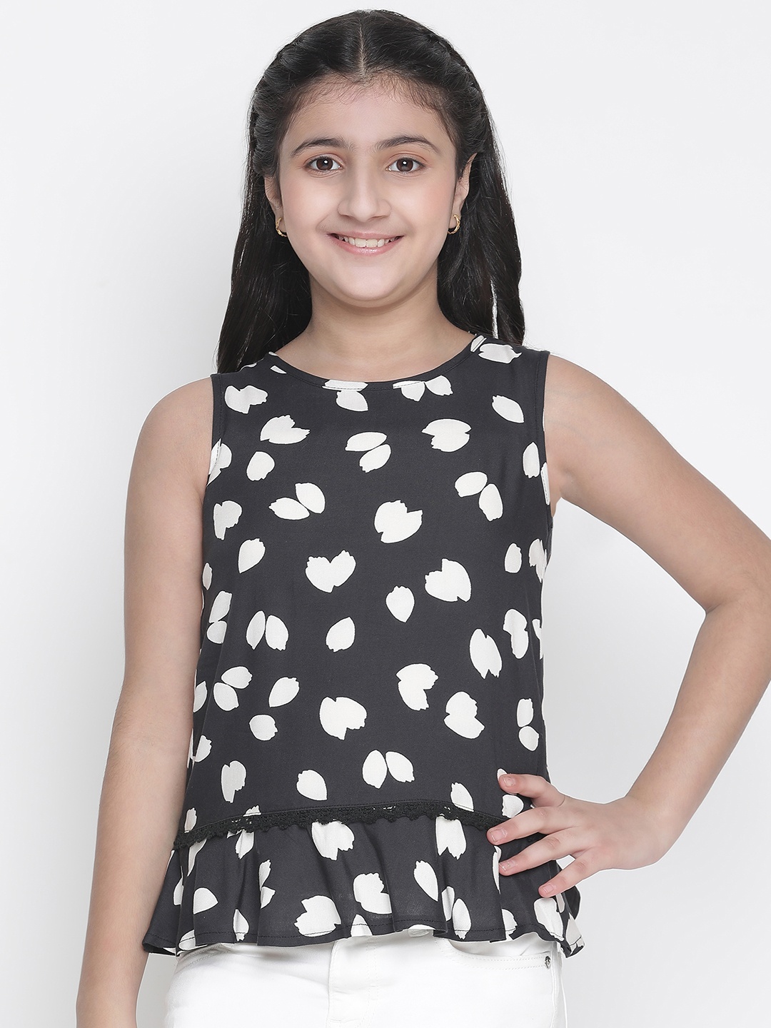 

Oxolloxo Black & White Printed Crepe Peplum Top