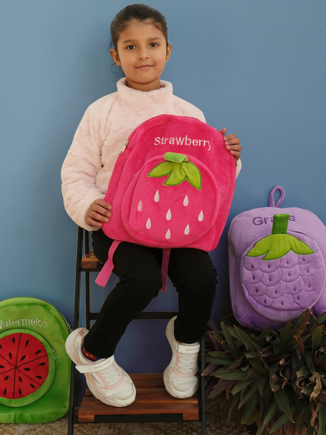 

DukieKooky Kids Strawerry Bag soft Toy, Pink