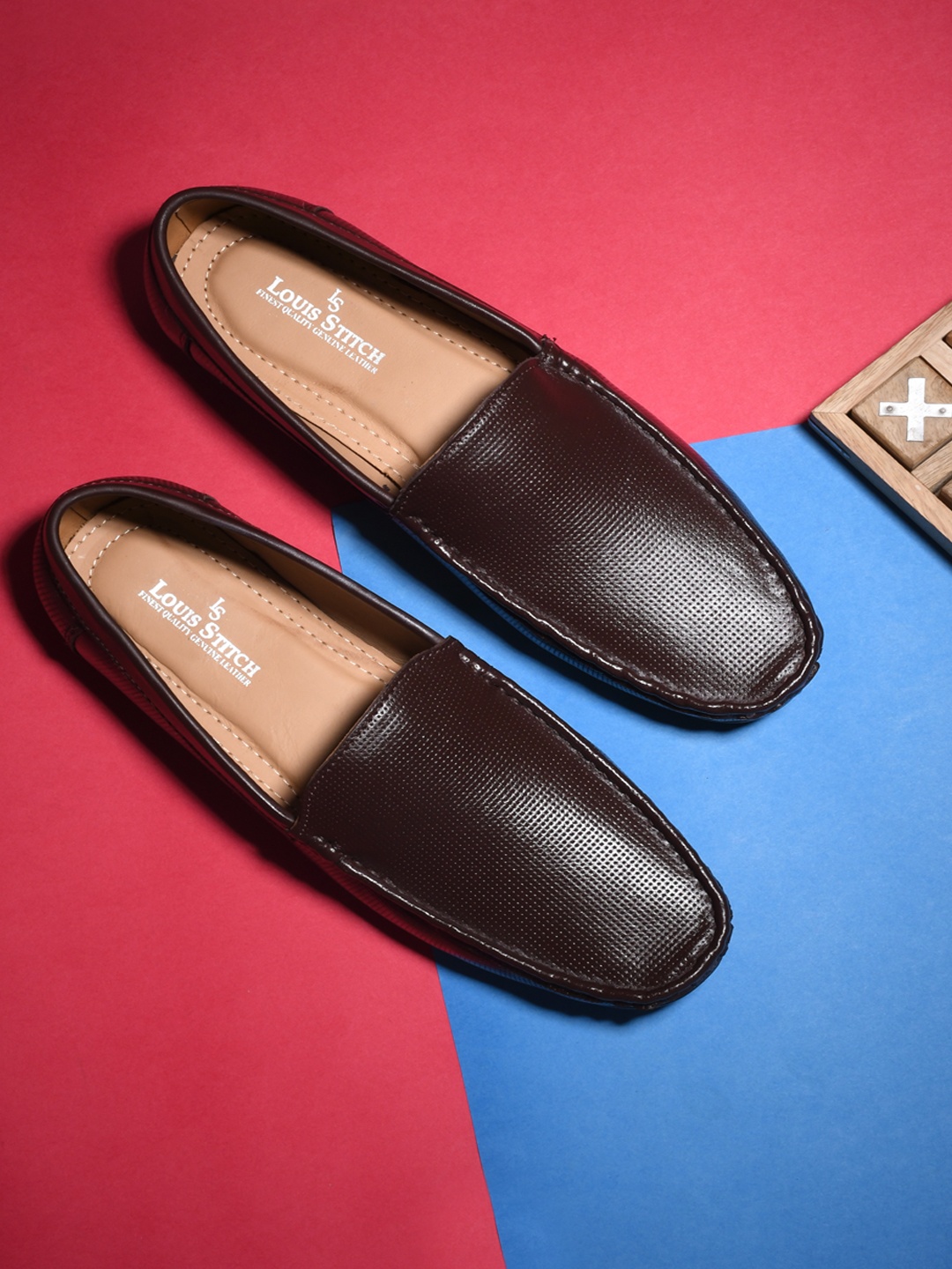 

LOUIS STITCH Men Coffee Brown Textured Leather Loafers