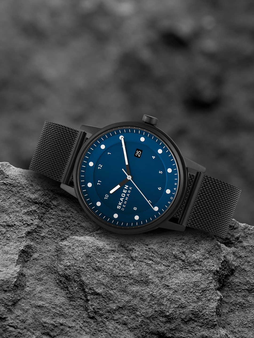 

SKAGEN Men Blue Dial & Black Stainless Steel Textured Straps Analogue Watch SKW6742