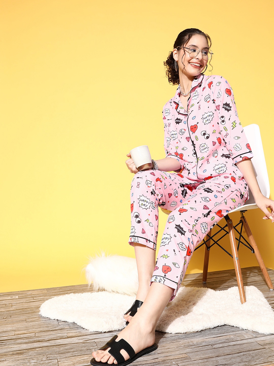 

Bannos Swagger Women Pink & White Printed Night suit