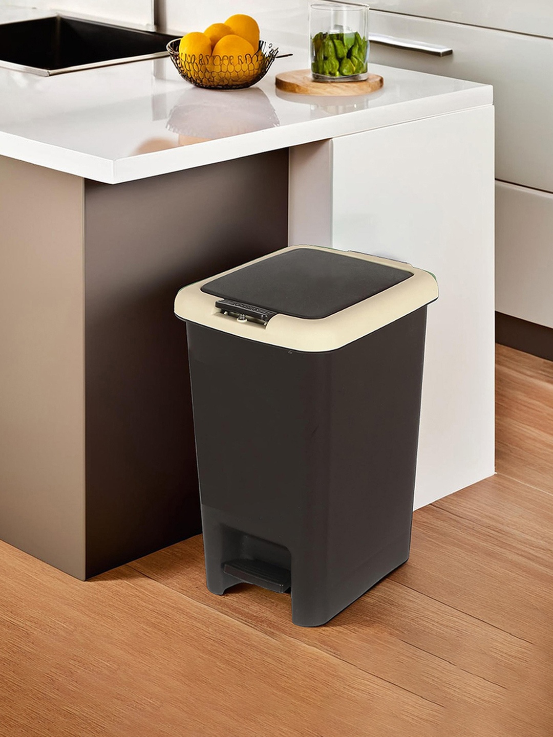 

Kuber Industries Brown Solid Portable Push & Pedal Dustbin With Lid & Handle