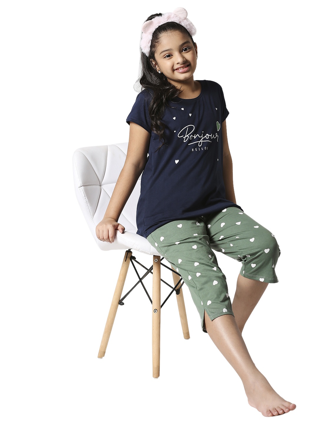 

Zeyo Girls Navy Blue & Green Printed Cotton Night Suit