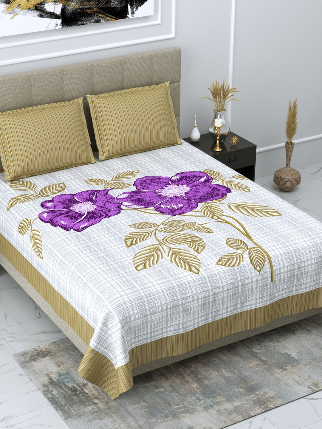 

DREAM WEAVERZ White & Purple Floral Glazed Cotton 220 TC King Bedsheet with 2 Pillow Covers