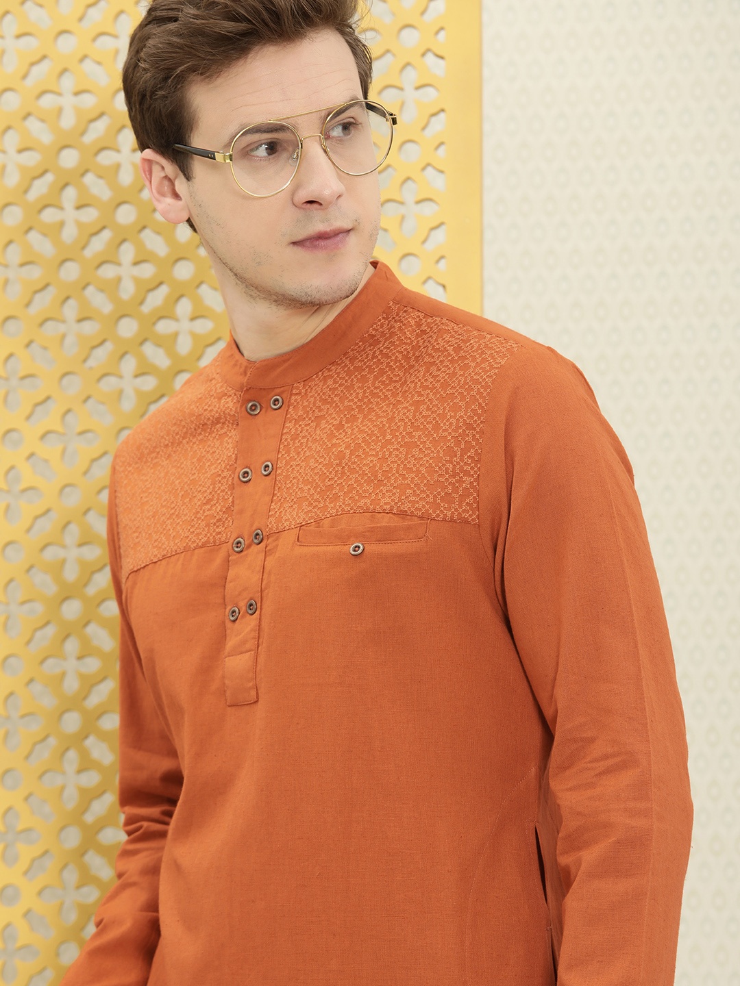 

House of Pataudi Men Rust Embroidered Thread Work Rozana Kurta