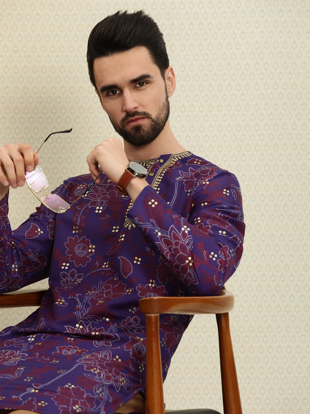 

House of Pataudi Men Purple & Pink Floral Printed Floral Jashn Kurta
