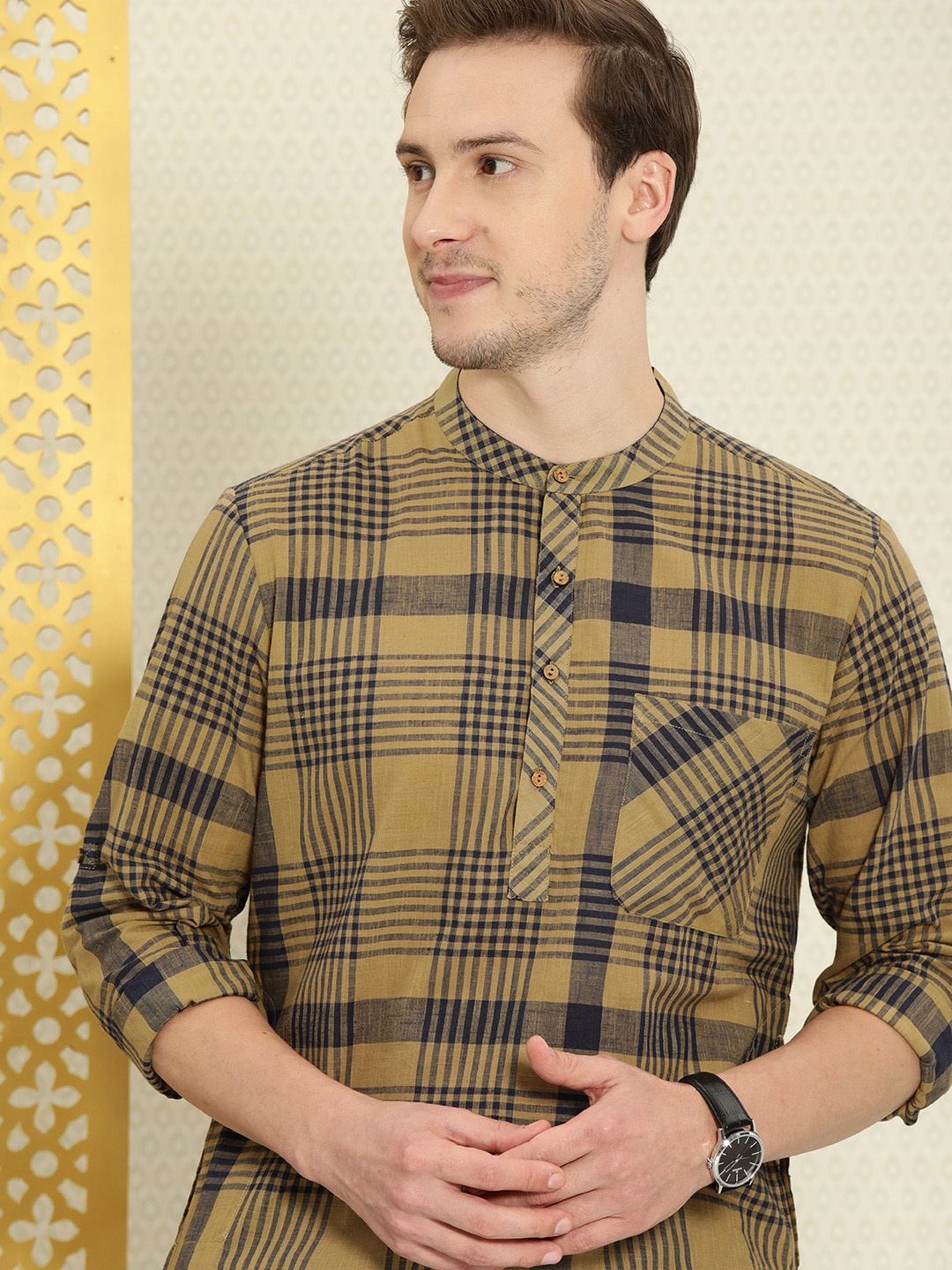 

House of Pataudi Men Beige & Navy Blue Checked Pure Cotton Rozana Kurta