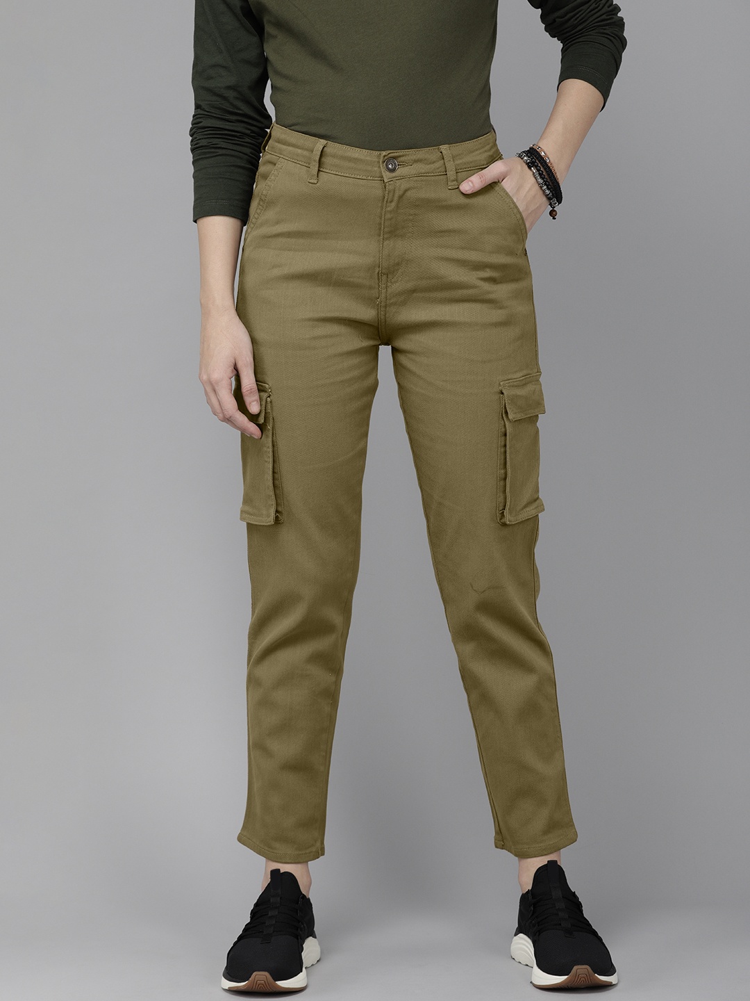 

Roadster Women Olive Solid Slim Fit High-Rise Cargos