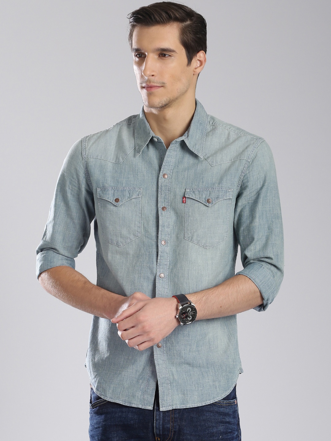 

Levis Men Blue Slim Fit Washed Casual Shirt