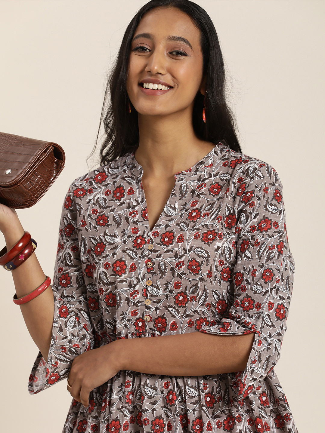 

Taavi Women Grey Ethnic Motifs Printed Pure Cotton Kurta with Trousers