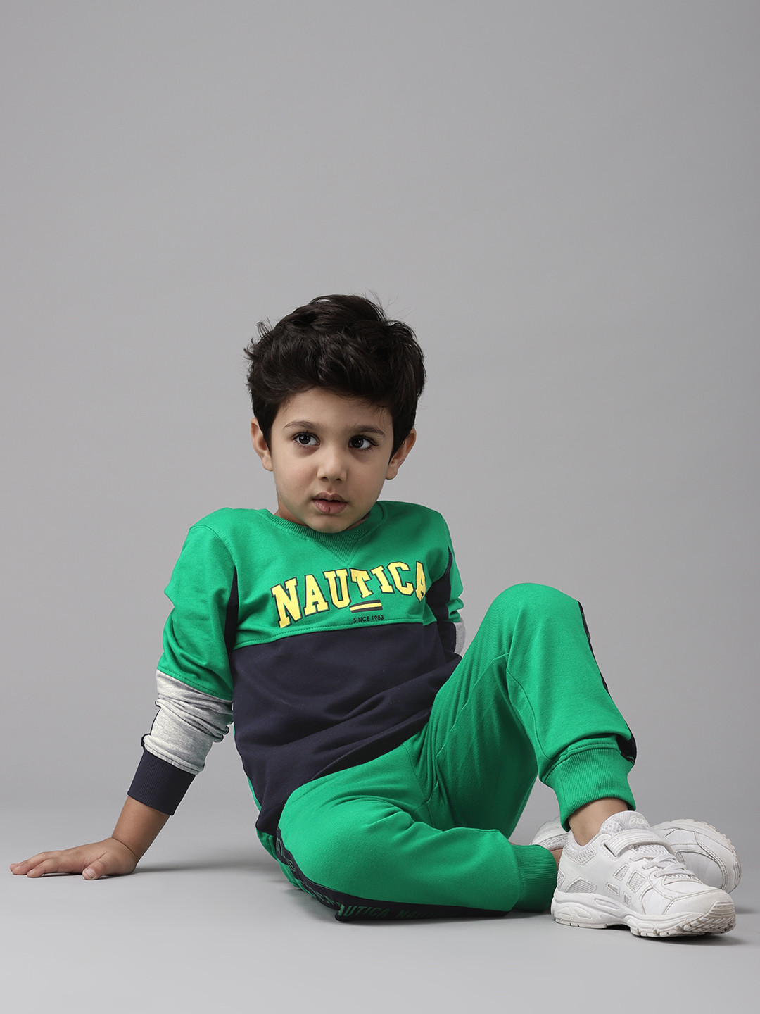 

Nautica Boys Green & Navy Pure Cotton Brand Logo Print Sweatshirt